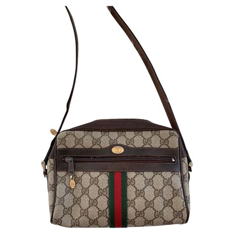 gucci gg supreme canvas sherry line crossbody bag|gucci neo vintage crossbody.